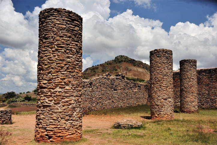 La Quemada es una de las urbes prehispánicas más grandes del norte de México, junto con Paquimé, en Chihuahua, y Cerro de Trincheras, Sonora.Foto Mauricio Marat INAH (2)